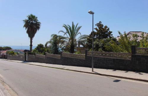 Basketball court, pool, BBQ, gardens, seaviews - Foto 9