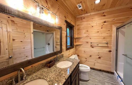 * * 4 Master Bedrooms, Views, Theater, Arcade, EVC - Photo 21