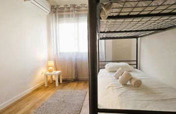 Modern 3 Bed Flat - Beaches, Expo & City Fun - Your Gateway to Lisbon - Foto 36