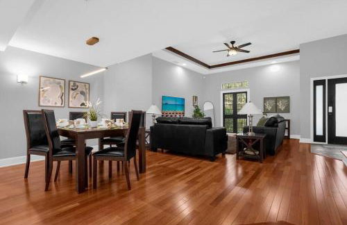 Enchanted 4BR Family Style Townhome in Disney Area - Photo 41