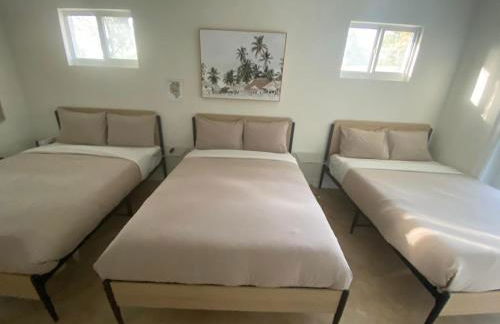 Entire home in Biscayne Park, Florida - Foto 13