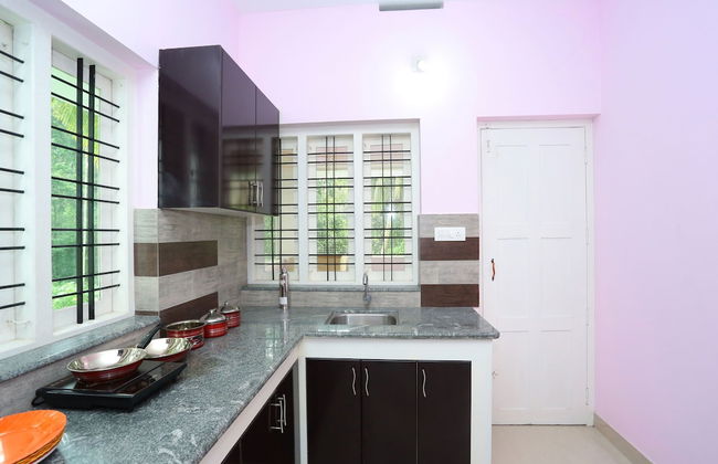 OYO 15916 Home Cozy 2BHK Kalpetta - Foto 17
