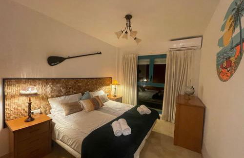 Traveler's Beach Apartment with sea view, free coffee & parking - Photo 3