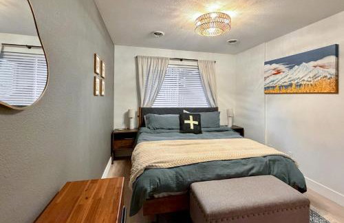 Walk to Main St Frisco Condo with Community Pool! - Foto 12