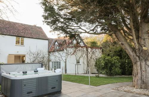 Lower Tundridge Cottage - Photo 32