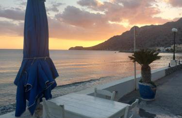 Colorful House Tsoutsouras - Foto 32