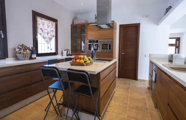 Spacious Villa With Games Area - Foto 9