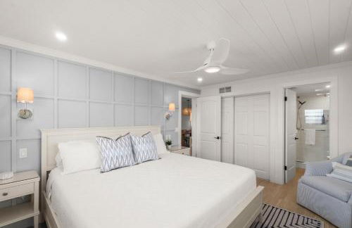 Serenity Shores Renovated Top Floor Condo w Stunning Ocean Views - Foto 21