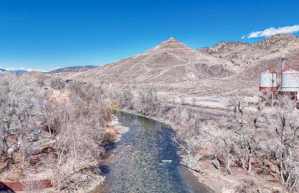 Riverfront Perch, w Balcony over the River - Foto 29