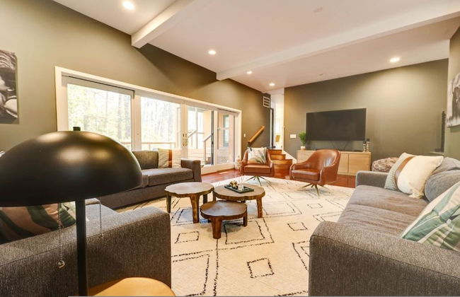 Soleil Manor White Plains - Photo 14