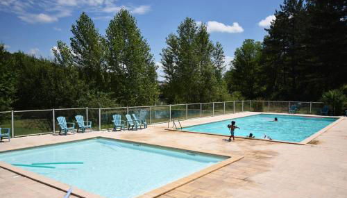 Petit chalet au Lac de Goulens avec piscine commune - 2 adultes et 1 enfant - Foto 5