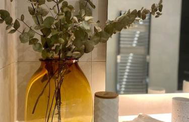 Luxury apartment close to Theatre, Barbican & Hoe 2 kings or 4 single beds secure covered parking - Foto 28