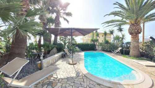 Villa Virginia - Foto 3, sunbed, Shower