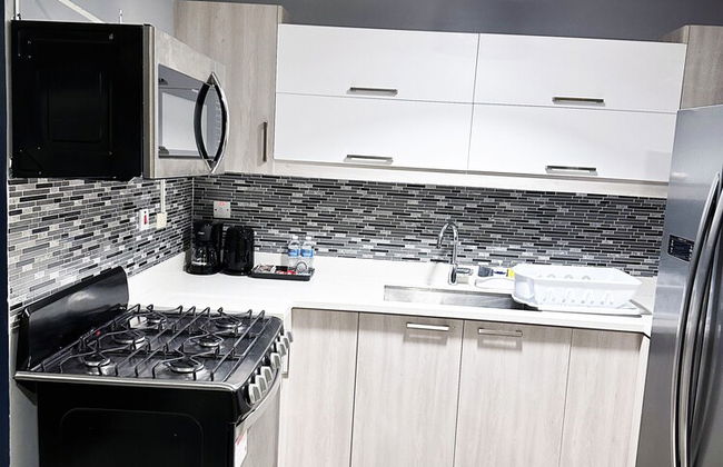 Cozy Crib 5mins from the airport - Foto 8