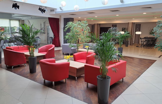 POLECZKI RESIDENCE APARTMENTS - Photo 5