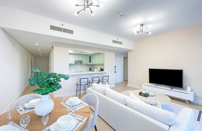 bnbme - Golf Tower - 2 BDR - Photo 19