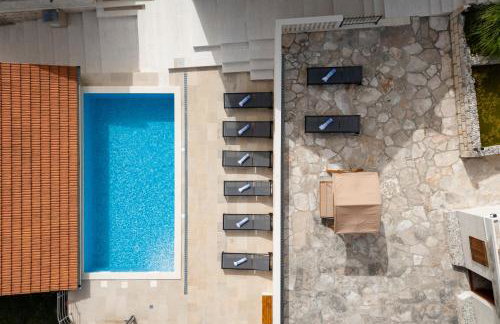 Didova kuća, Holiday home with Private pool near Rogoznica,Sleeps 9 - Foto 24