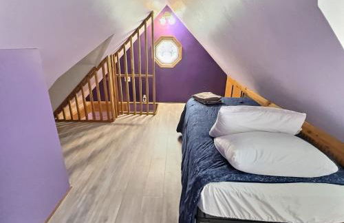 Gem Palace with Hot Tub Sauna - Photo 31