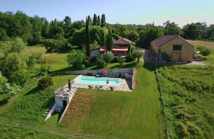 Chambres à la Ferme de Pouzatel proche Bonaguil - Foto 1