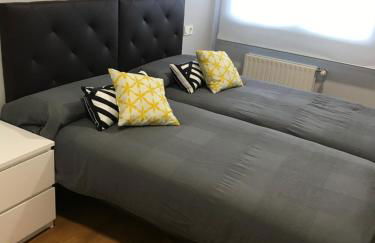 Bonito piso zona hospital con garaje - Foto 3