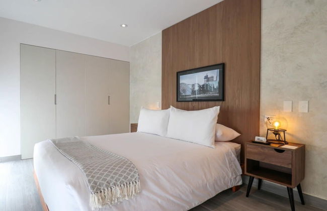 w Captivating 1BR in Miraflores - Photo 15