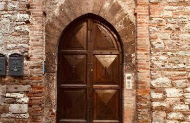 Palazzo Elisei - Photo 1
