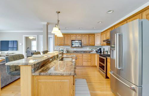 Water-View Deale Home Walk to Marina, Restaurants - Foto 7