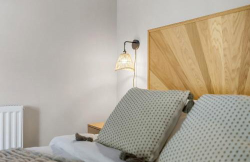 Luxury Plymouth Work & Stay House - Photo 28