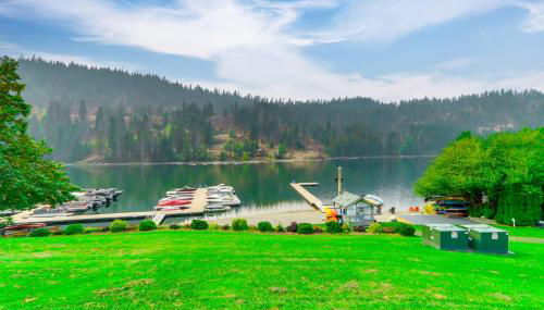 Lakeside Winter Walks! Idaho Condo with Resort Perks - Photo 5