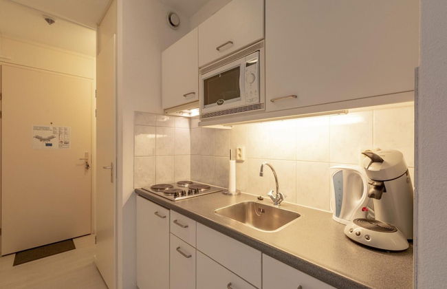 An Apartment That is Attractively Furnished - Foto 27