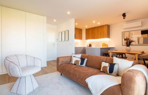 Stylish 2BR in Leça with AC by LovelyStay - Photo 1