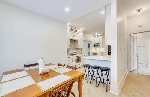 Charming Champaign Victorian with Deck! - Foto 7