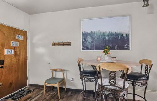 Cozy Boho Hideaway 1BR Retreat Smart TV - Foto 8