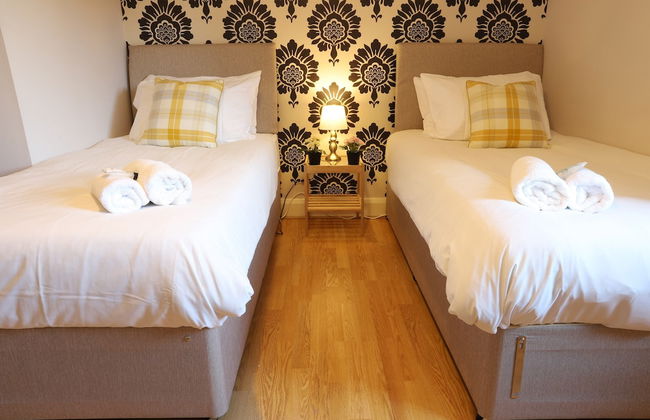 O2 Mailbox Central Premier Apartment - Photo 6