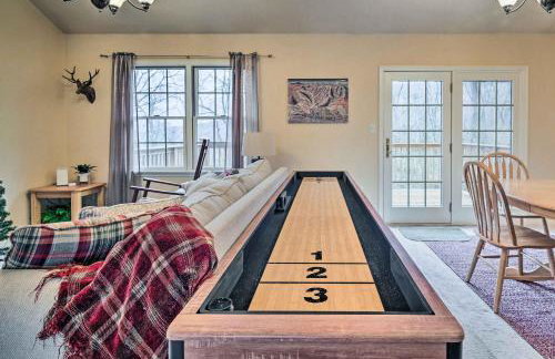 Hike, Bike and Swim Mountain Escape with Deck - Foto 5