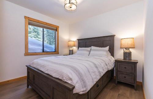 Kokanee at Tahoe Donner - Charming 3 BR - Pool Table - Fireplace - Amenity Access! - Foto 17
