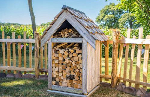 The Hideaway Hut - 1 Bed Shepherds Hut - Hereford - Photo 141