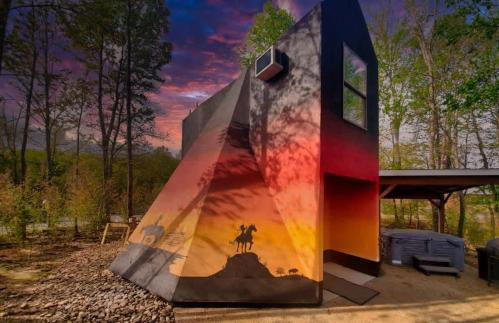 TeePee at Paradise Point with a hot tub fire pit & grill - Foto 5