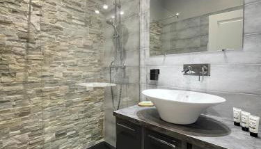 T2 Confort & Design avec Jardin - Gare d'Oullins - Foto 2, Shower