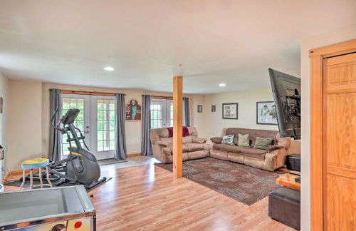 Grand Windham Retreat with Fire Pit and Game Room - Foto 12
