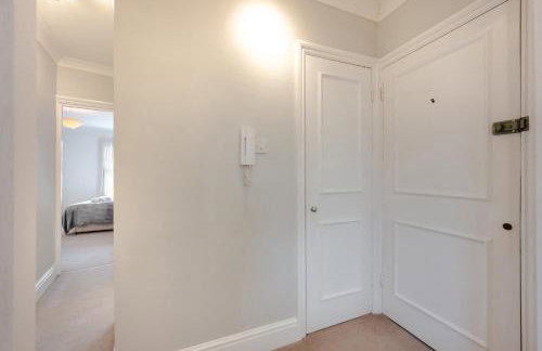 Cosy 2 Bed in Kensington Olympia - Foto 15