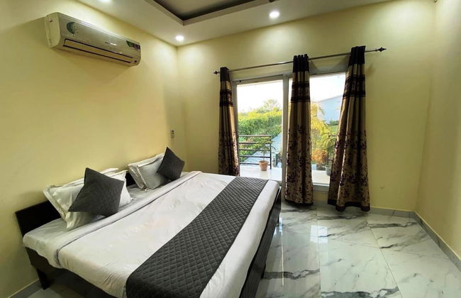 GoBravo 72 - 3BHK Farm with Pool & Garden Sec150 Noida - Photo 7