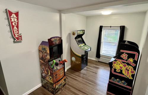 The entire Stephentown Hotel. 28 person occupancy - Foto 13