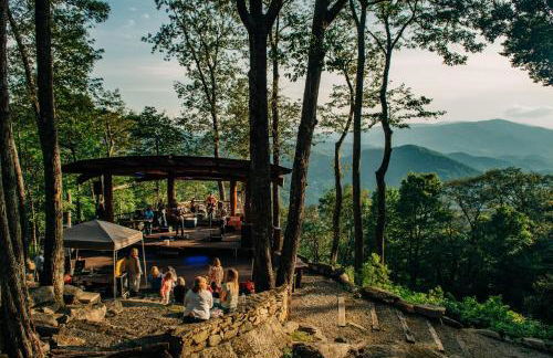 Sip Sip Hooray at Eagles Nest - Foto 45