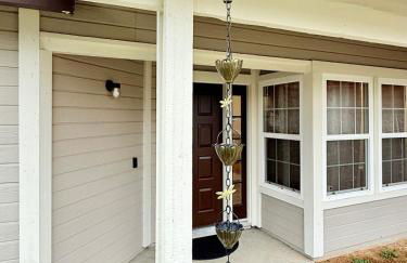 Spacious 4BR Family Home Free Parking, Fast WiFi, Near Galleria & Fountains - Foto 16