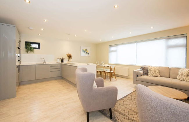 Designer Family Escape Hot Tub Steps to Beach - Photo 58