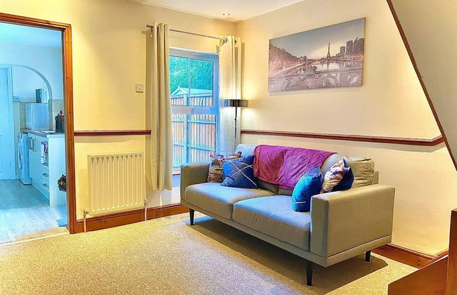 Stunning 3-bed House in Bedford, Quiet Location - Foto 19