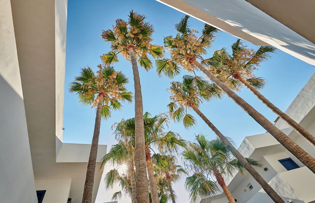 Hipotels Apartamentos Cala Bona - Photo 18