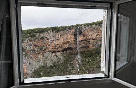 Το ΦΑΡΑΓΓΙ Του ΠΑΡΝΑΣΣΟΥ - Foto 14