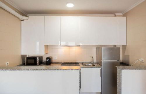 Primera Linea de Playa Samil Costa con Garaje Incluido - Foto 3